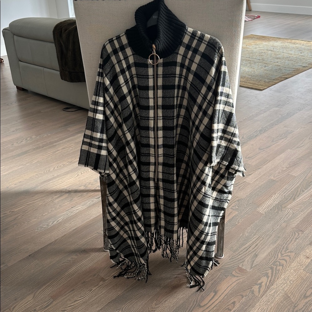 Checked Poncho W Frunge